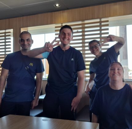 [IMMERSION PROFESSIONNELLE] Deux semaines à la découverte du poste d’équipier polyvalent au McDonald’s St Martin Lacaussade – Blaye !